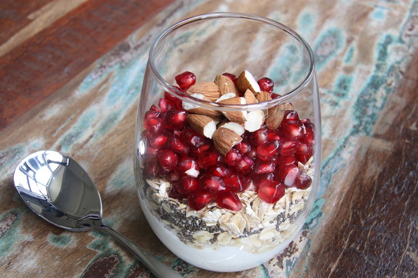 overnight oats 5 healthy breakfasts for busy people on the go _ www.thehomecookskitchen.com