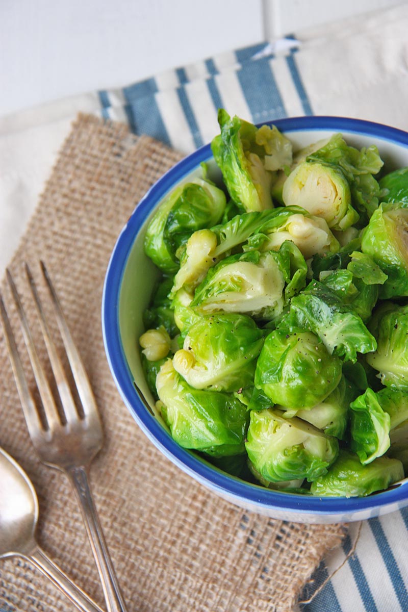 Honey Butter Brussels Sprouts - buttery, delicious and so easy to make www.thehomecookskitchen.com