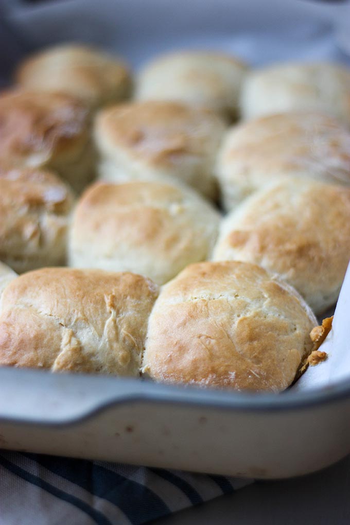Lemonade Scones - light, fluffy and only 3 ingredients www.thehomecookskitchen.com