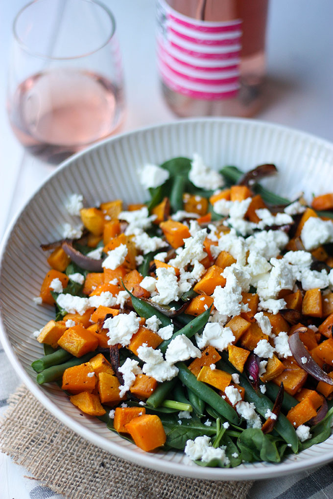 Simple Dinner for Four www.thehomecookskitchen.com butternut squash, feta, green bean and spinach salad