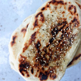 za'atar naan bread light fluffy and crunchy on the outside www.thehomecookskitchen.com