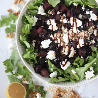 beetroot goat cheese salad www.thehomecookskitchen.com an easy and flavourful winter salad