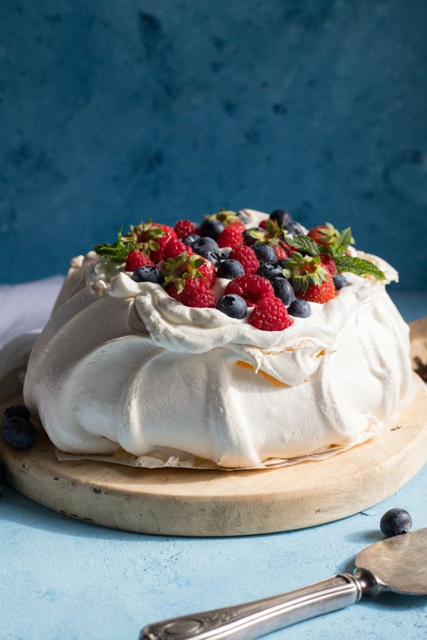 [Image: best-pavlova-recipe-featured.jpg]