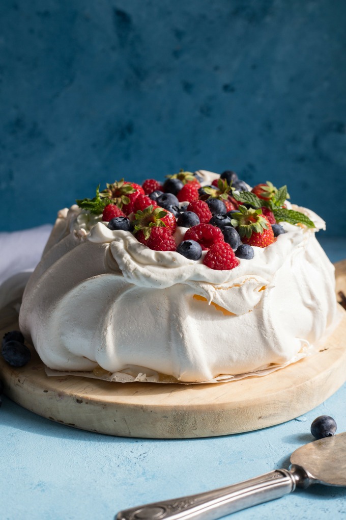 The Best Pavlova Recipe Ever! - The Home Cook's Kitchen