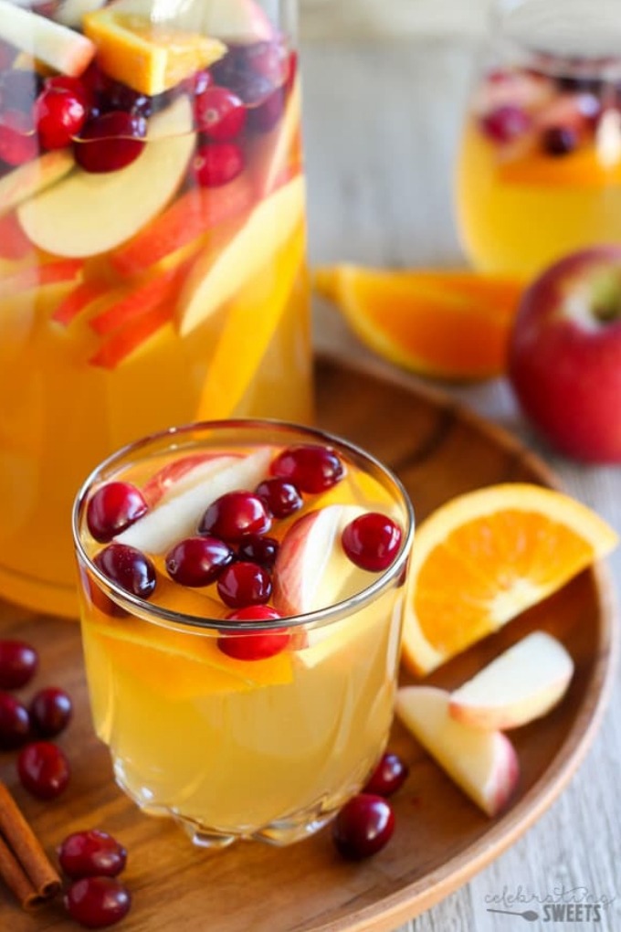 15 fall cocktails - apple cider sangria in glass cups