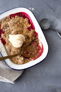 Easy Rhubarb Crumble Recipe - The Home Cook's Kitchen