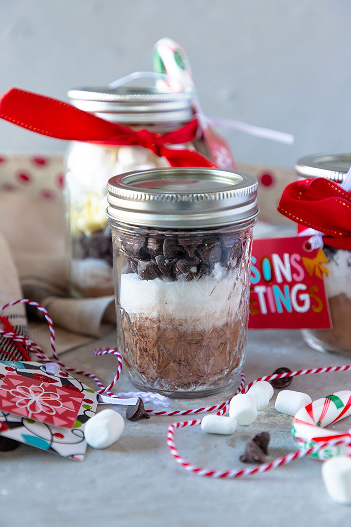 hot chocolate mix in jars with ribbon