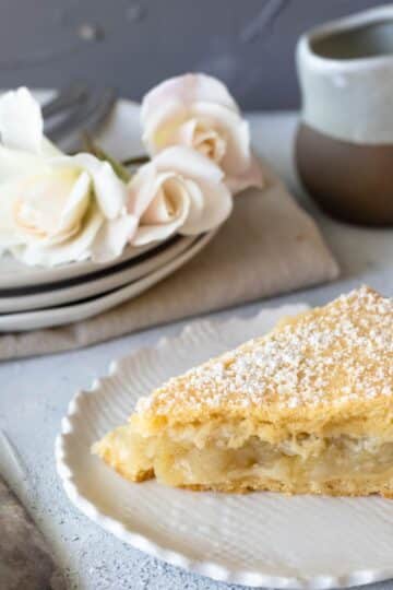 apple shortcake on small white plate